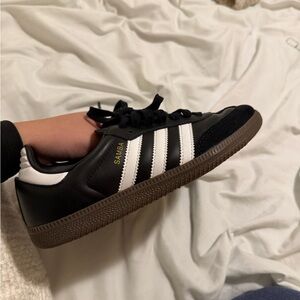 Adidas Sambas